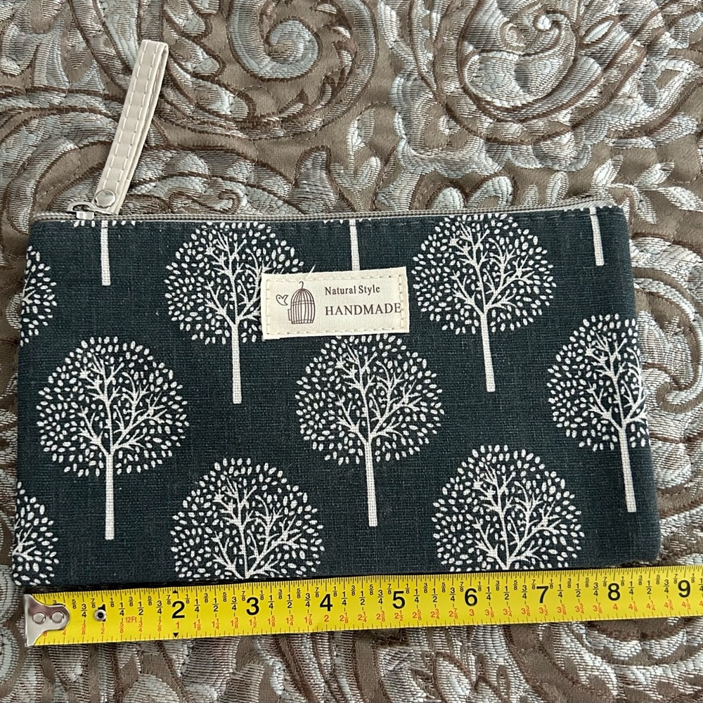 Handmade Tree Pattern Zippered Pouch - Picture 3 of 4